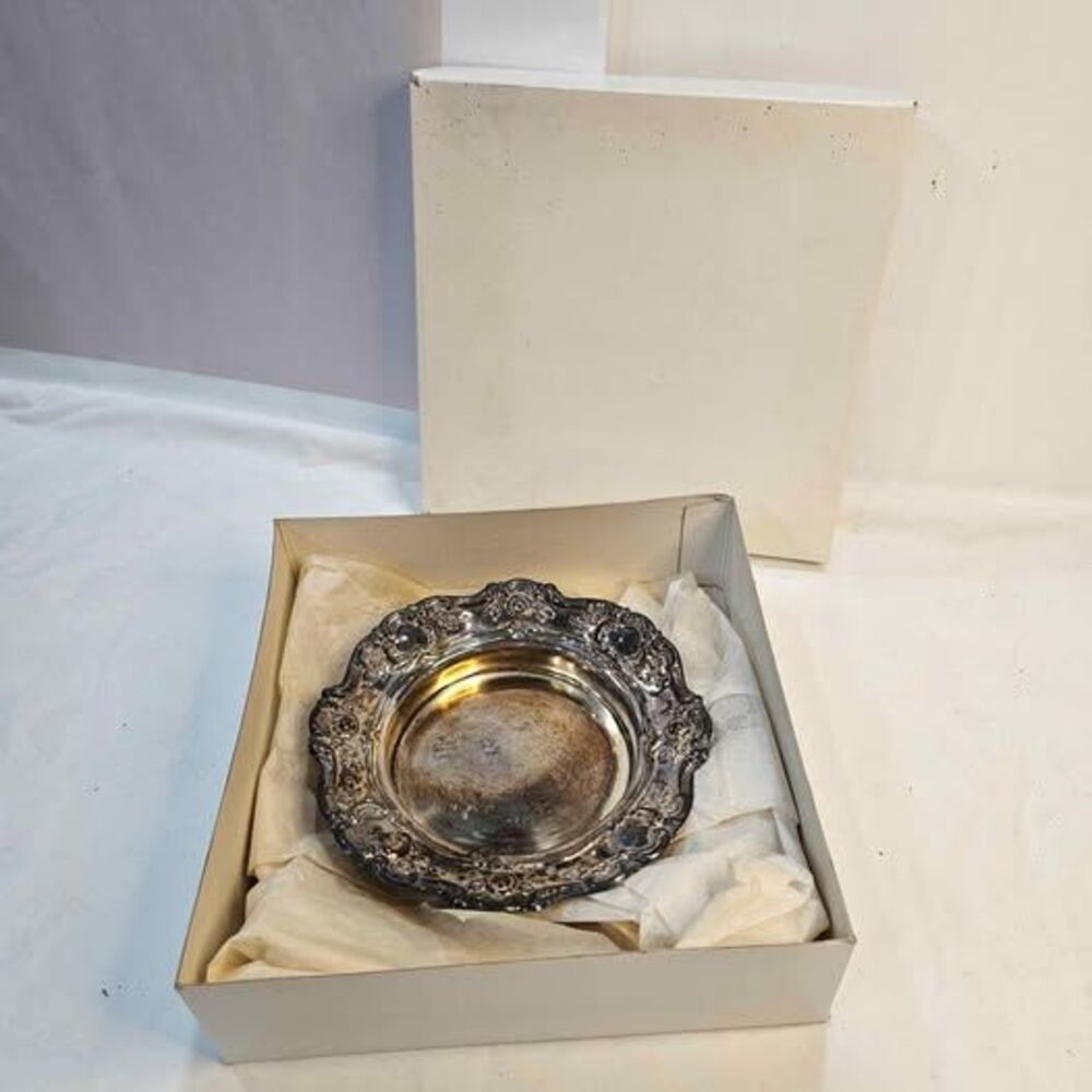 Vintage Ornate Silver-Plated 8-Inch Decorative Plate